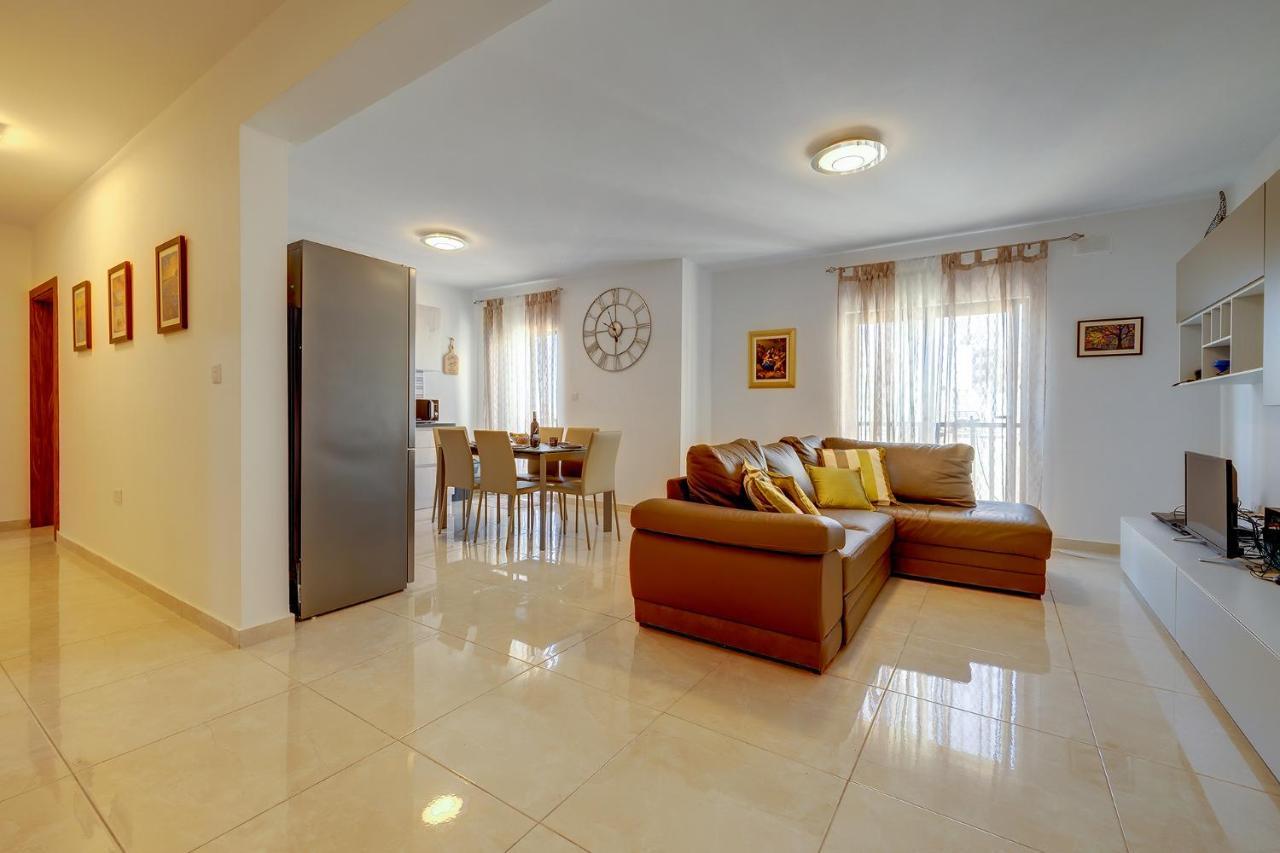 Stylish Bright And Airy Apart In Central Bugibba San Pawl il-Baħar Extérieur photo