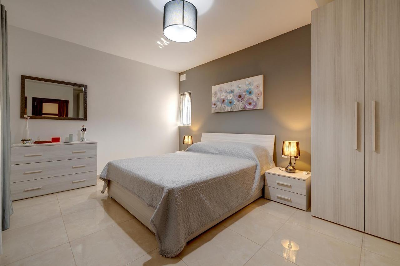 Stylish Bright And Airy Apart In Central Bugibba San Pawl il-Baħar Extérieur photo